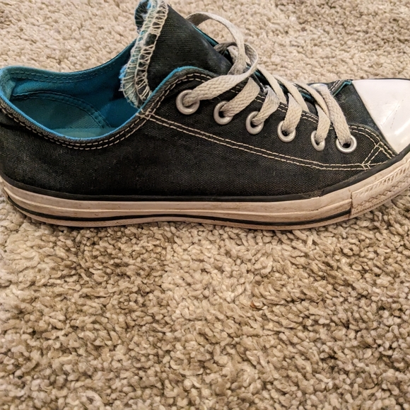 Low top converse - Picture 3 of 3